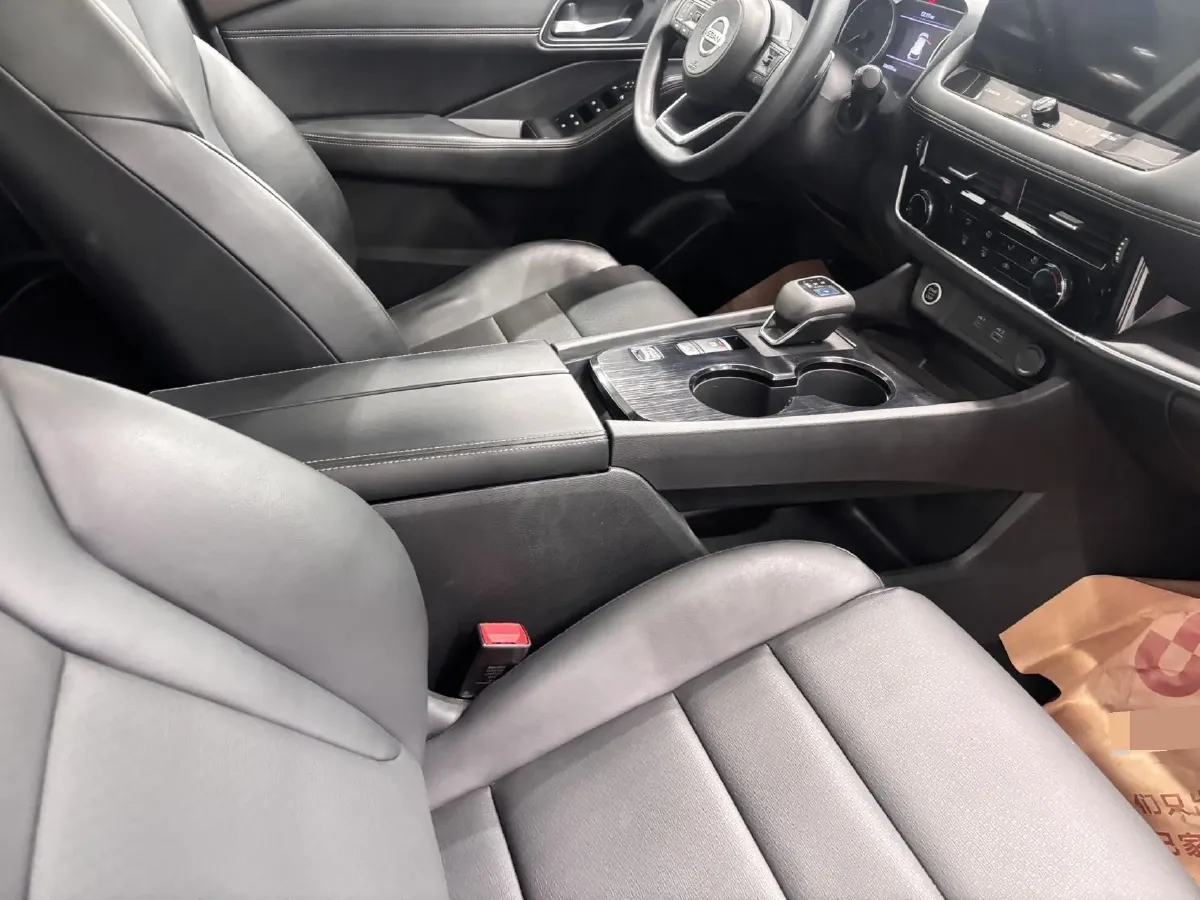 2021 Nissan X-Trail 1.5T 204HP L3 CVT,autocango,china used car exporter,china ev exporter,chinese used car exporter,chinese used ev exporter