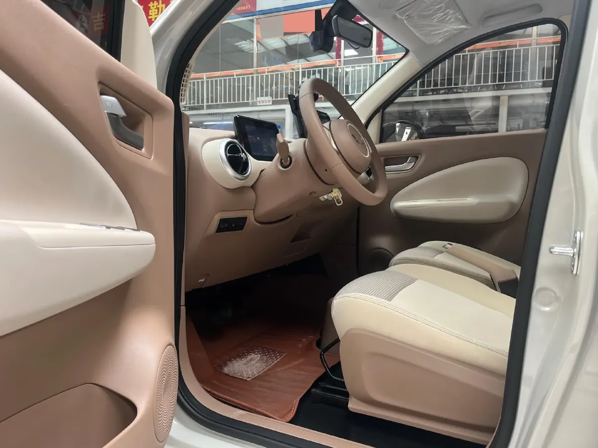 2025 WuLing ZhiGuang BEV 17.7KWH,autocango,china used car exporter,china ev exporter,chinese used car exporter,chinese used ev exporter