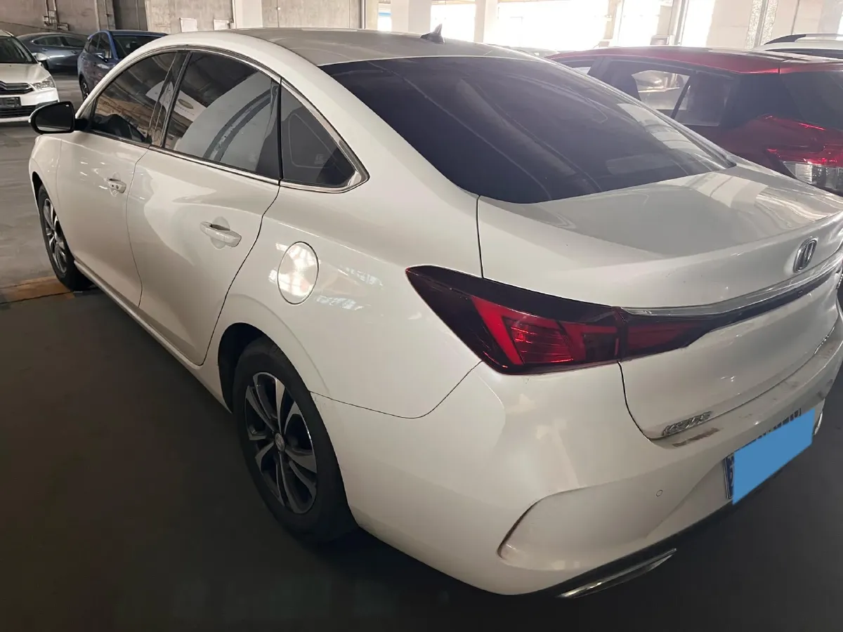 2021 ChangAn Eado 1.4T 160HP L4 7DCT,autocango,china used car exporter,china ev exporter,chinese used car exporter,chinese used ev exporter