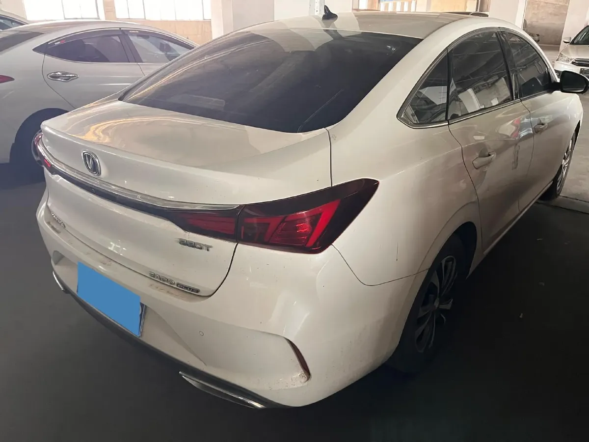 2021 ChangAn Eado 1.4T 160HP L4 7DCT,autocango,china used car exporter,china ev exporter,chinese used car exporter,chinese used ev exporter