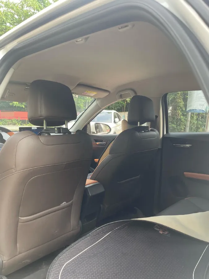 2021 MG Pilot 1.5T 173HP L4 7DCT,autocango,china used car exporter,china ev exporter,chinese used car exporter,chinese used ev exporter