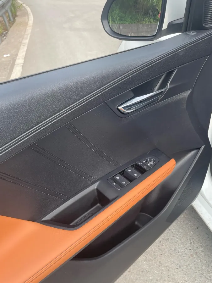 2021 MG Pilot 1.5T 173HP L4 7DCT,autocango,china used car exporter,china ev exporter,chinese used car exporter,chinese used ev exporter