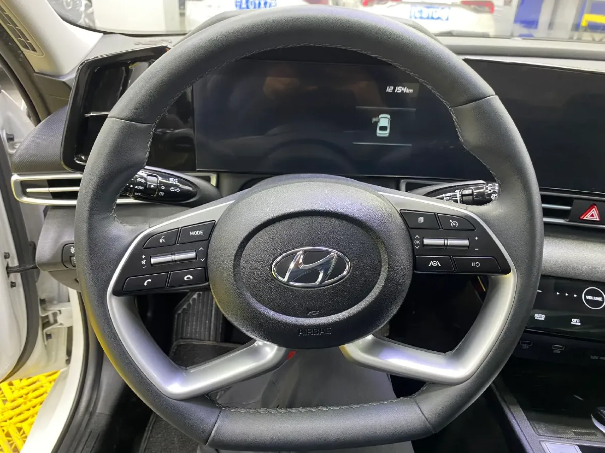 2022 Hyundai Elantra 1.5L 115HP L4 CVT,autocango,china used car exporter,china ev exporter,chinese used car exporter,chinese used ev exporter
