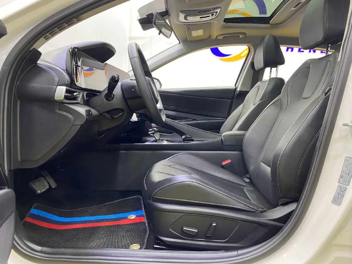 2022 Hyundai Elantra 1.5L 115HP L4 CVT,autocango,china used car exporter,china ev exporter,chinese used car exporter,chinese used ev exporter