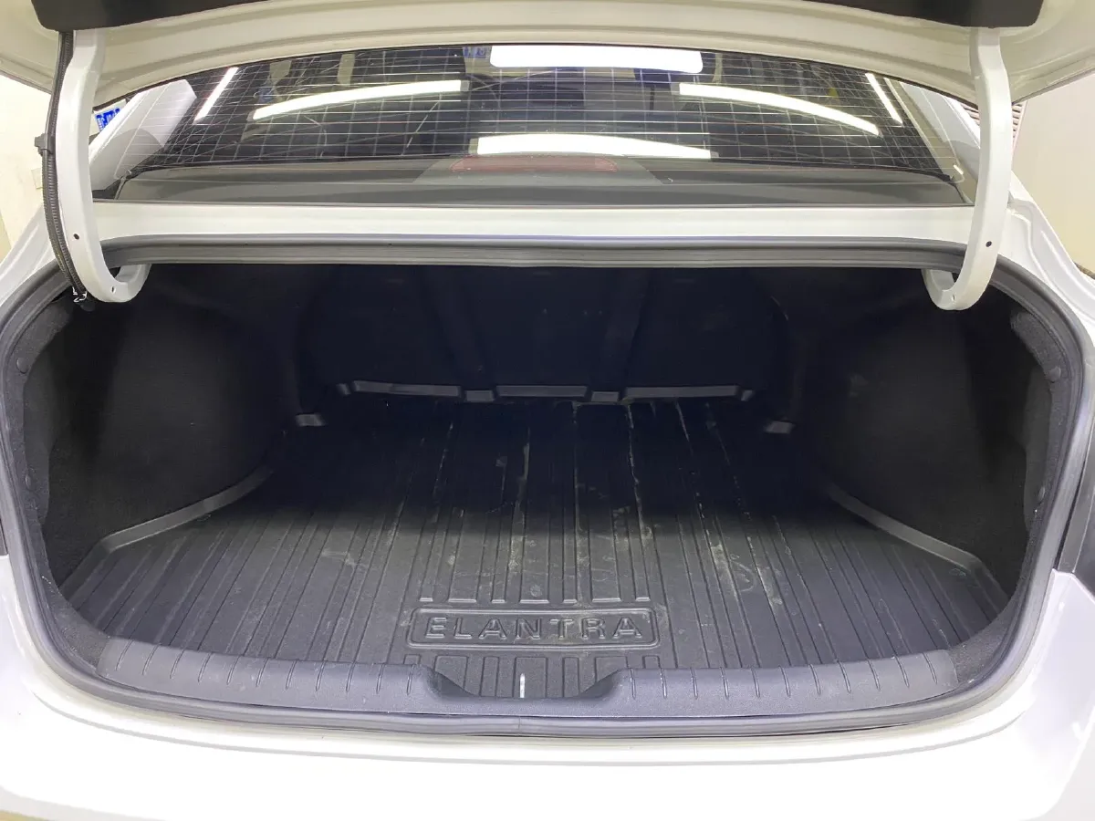 2022 Hyundai Elantra 1.5L 115HP L4 CVT,autocango,china used car exporter,china ev exporter,chinese used car exporter,chinese used ev exporter