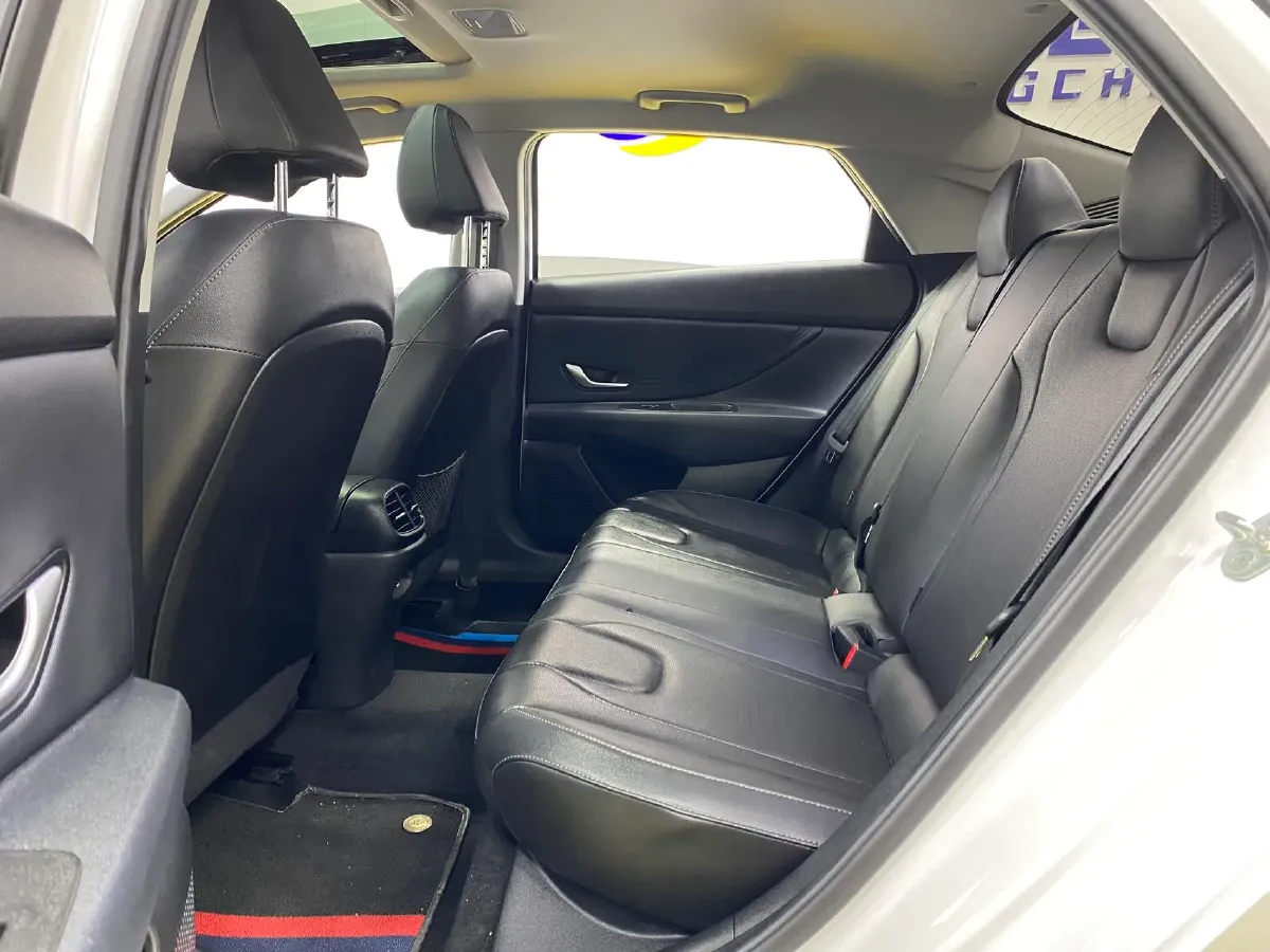 2022 Hyundai Elantra 1.5L 115HP L4 CVT,autocango,china used car exporter,china ev exporter,chinese used car exporter,chinese used ev exporter