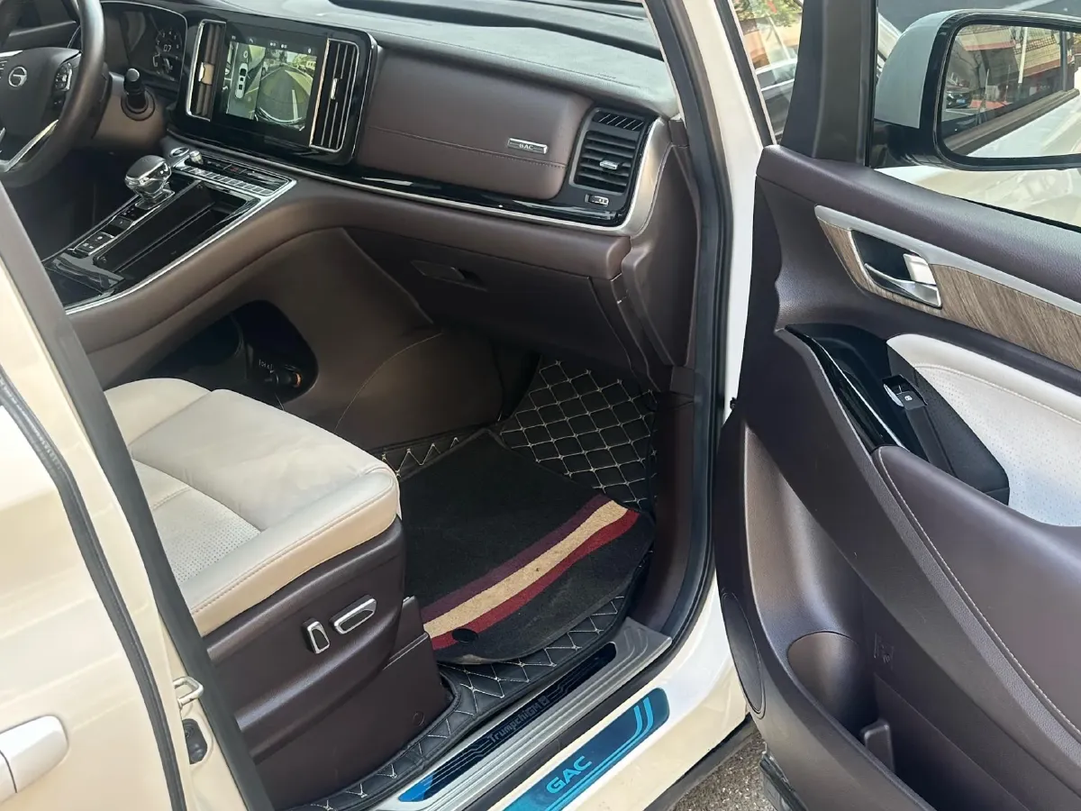 2021 GAC Trumpchi M8 2.0T 252HP L4 8AT,autocango,china used car exporter,china ev exporter,chinese used car exporter,chinese used ev exporter