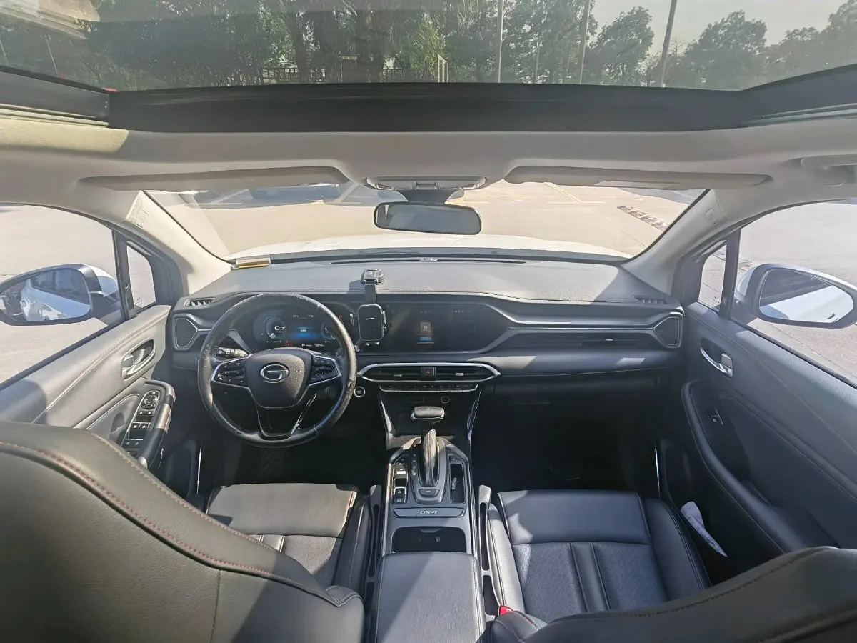 2021 GAC Trumpchi GS4 1.5T 169HP L4 6AT,autocango,china used car exporter,china ev exporter,chinese used car exporter,chinese used ev exporter