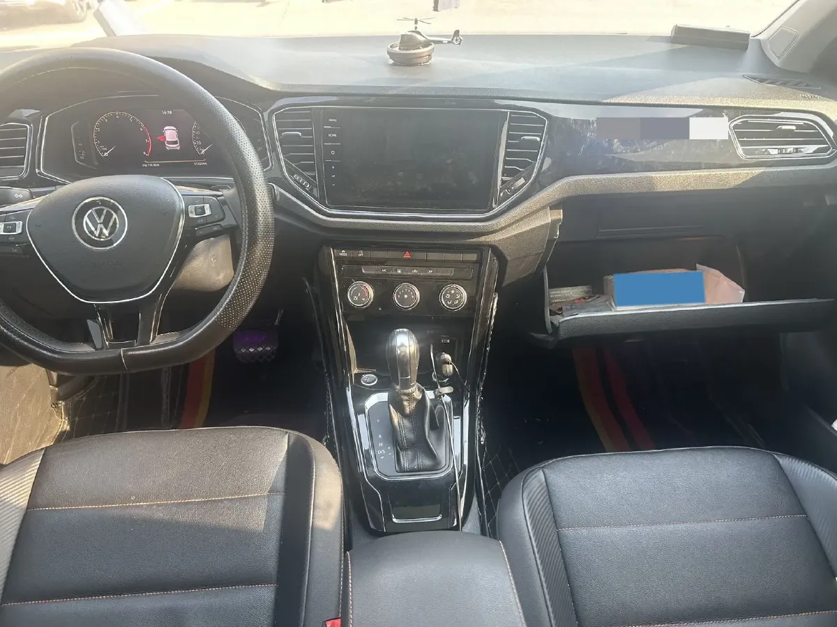2021 Volkswagen T-Roc 1.4T 150HP L4 7DCT,autocango,china used car exporter,china ev exporter,chinese used car exporter,chinese used ev exporter