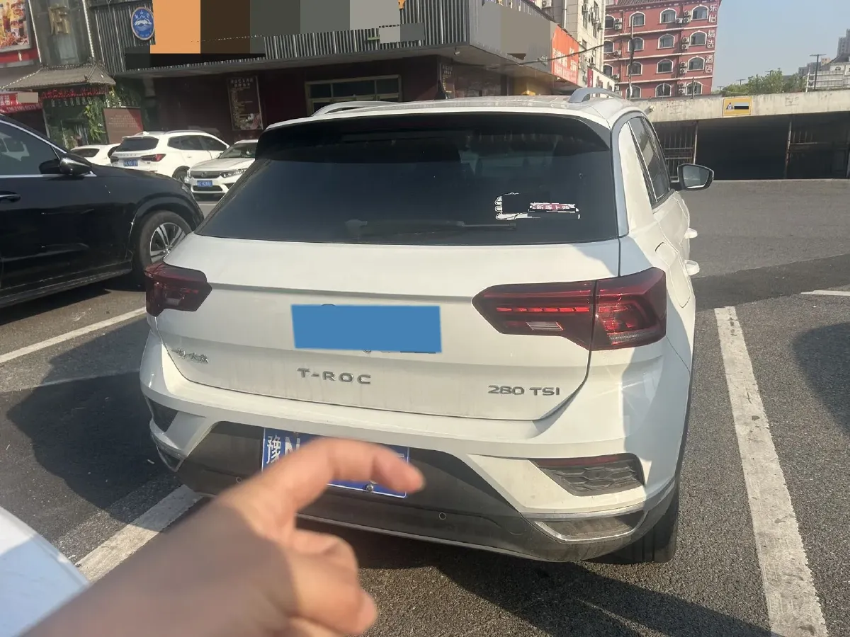 2021 Volkswagen T-Roc 1.4T 150HP L4 7DCT,autocango,china used car exporter,china ev exporter,chinese used car exporter,chinese used ev exporter
