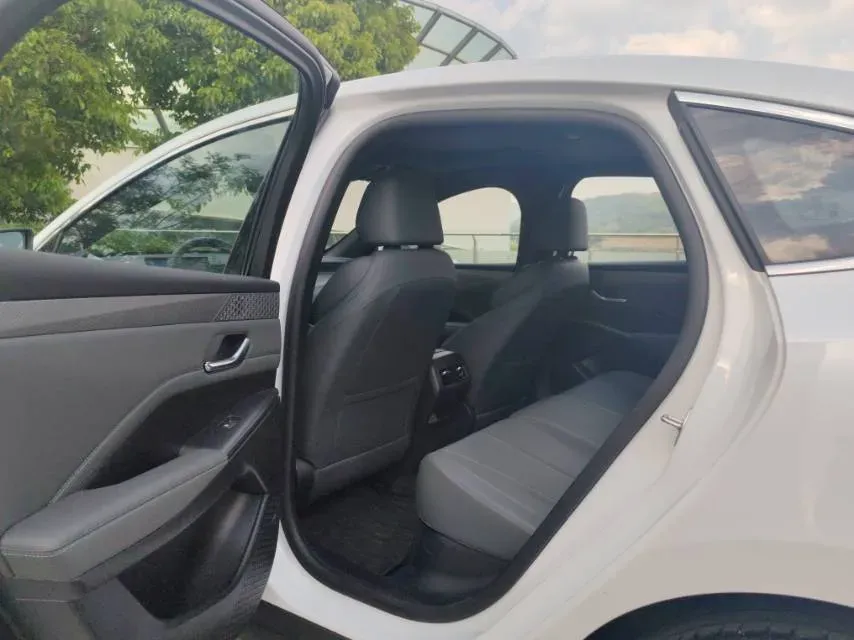 2025 BYD Qin Plus 1.5L 101HP L4 E-CVT PHEV 15.8KWH,autocango,china used car exporter,china ev exporter,chinese used car exporter,chinese used ev exporter