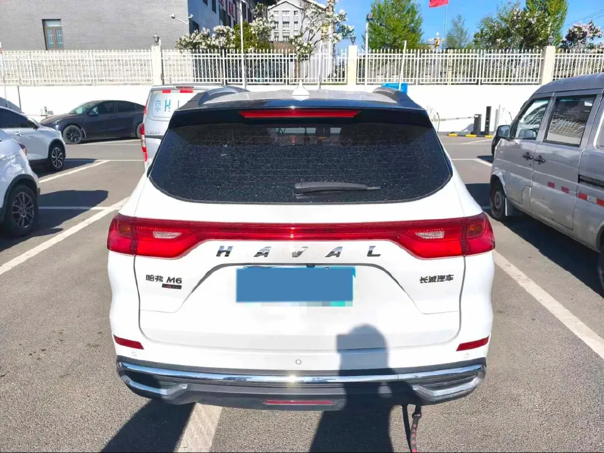2021 Haval M6 1.5T 150HP L4 7DCT,autocango,china used car exporter,china ev exporter,chinese used car exporter,chinese used ev exporter