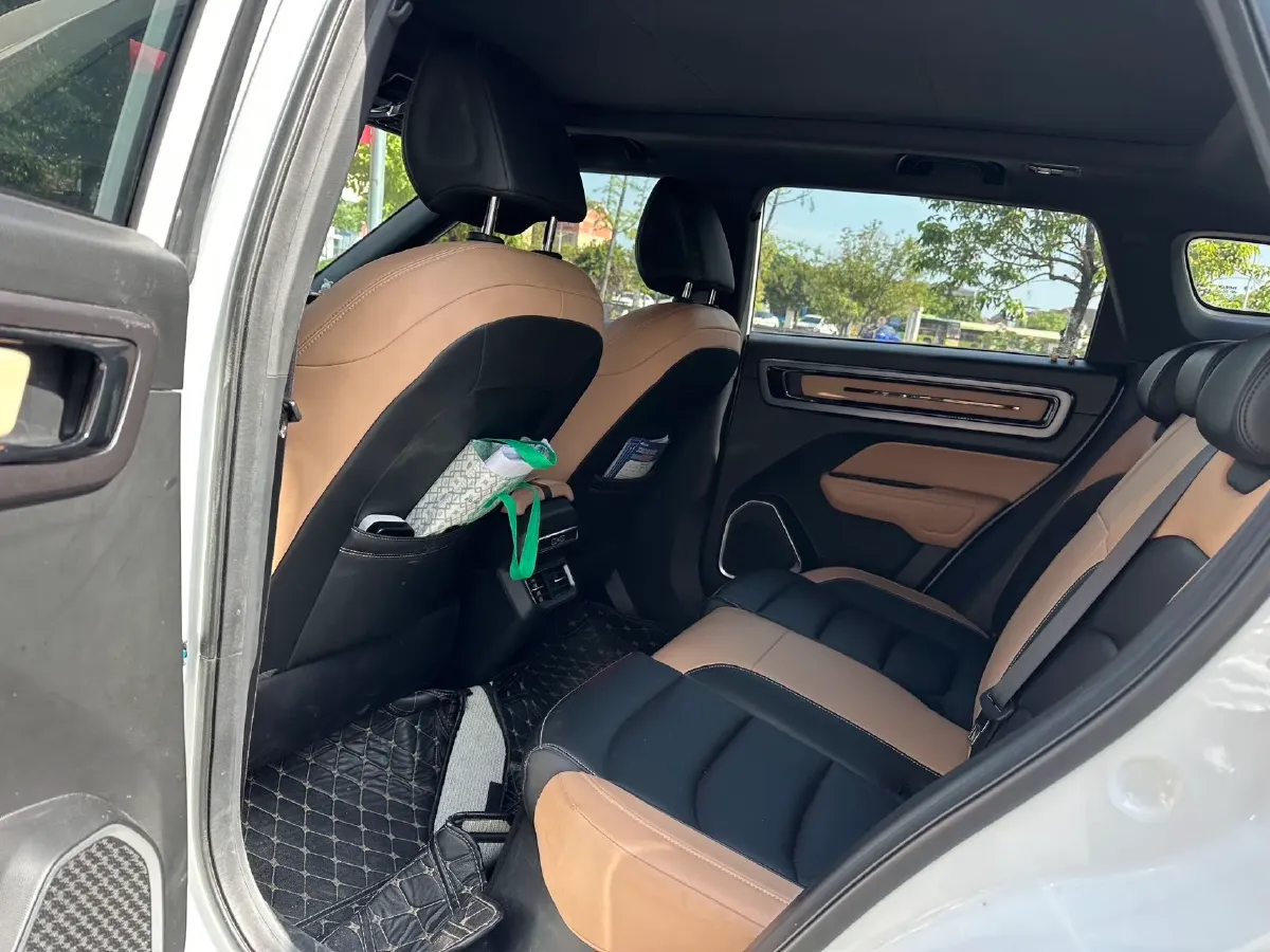 2023 Geely ICON 1.5T 181HP L4 7DCT,autocango,china used car exporter,china ev exporter,chinese used car exporter,chinese used ev exporter