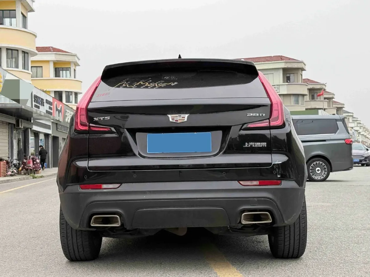 2021 Cadillac XT4 2.0T 237HP L4 9AT,autocango,china used car exporter,china ev exporter,chinese used car exporter,chinese used ev exporter