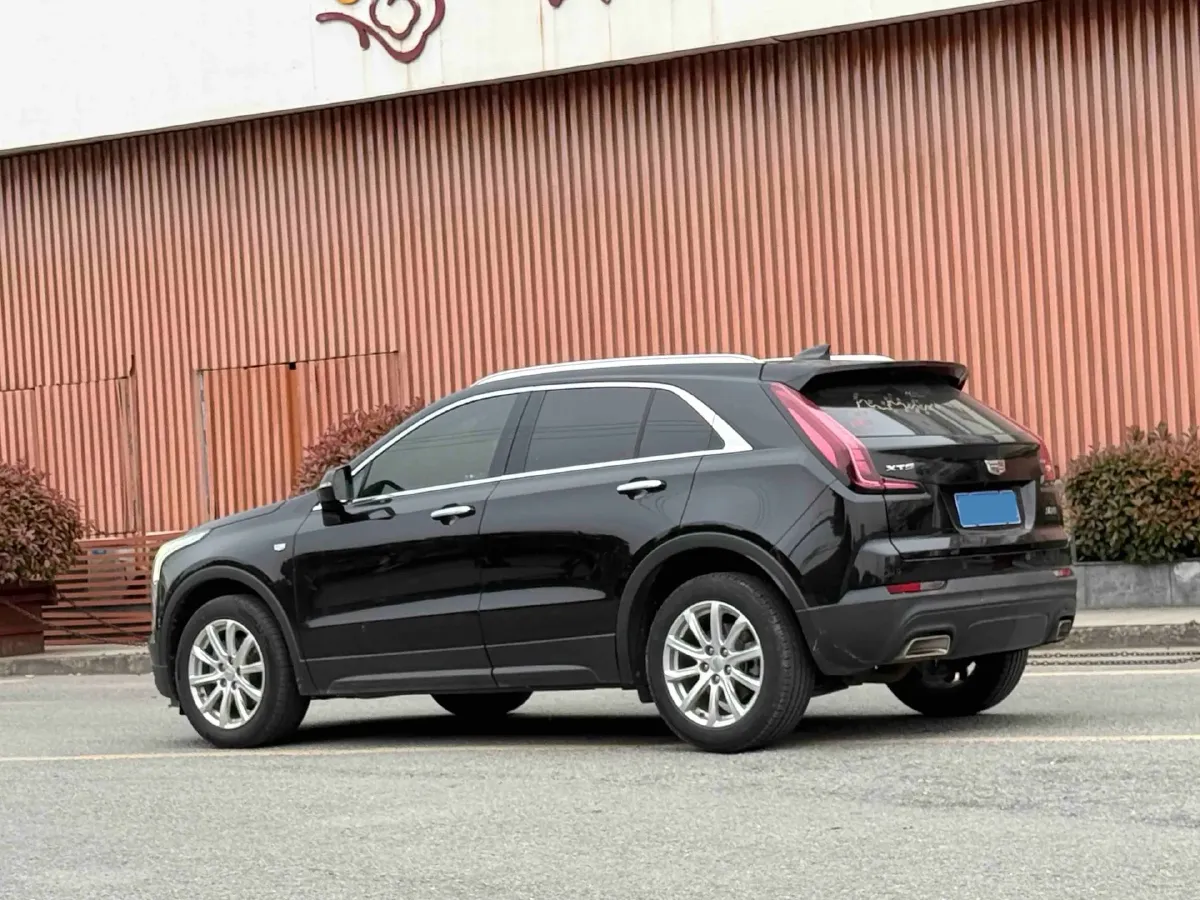 2021 Cadillac XT4 2.0T 237HP L4 9AT,autocango,china used car exporter,china ev exporter,chinese used car exporter,chinese used ev exporter