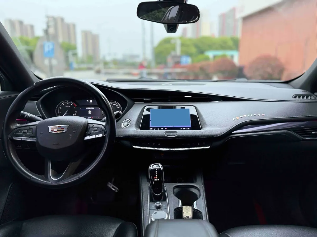 2021 Cadillac XT4 2.0T 237HP L4 9AT,autocango,china used car exporter,china ev exporter,chinese used car exporter,chinese used ev exporter