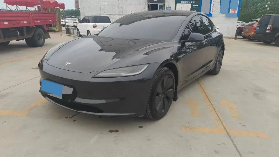 2025 Tesla Model 3 BEV 62.5KWH,autocango,china used car exporter,china ev exporter,chinese used car exporter,chinese used ev exporter
