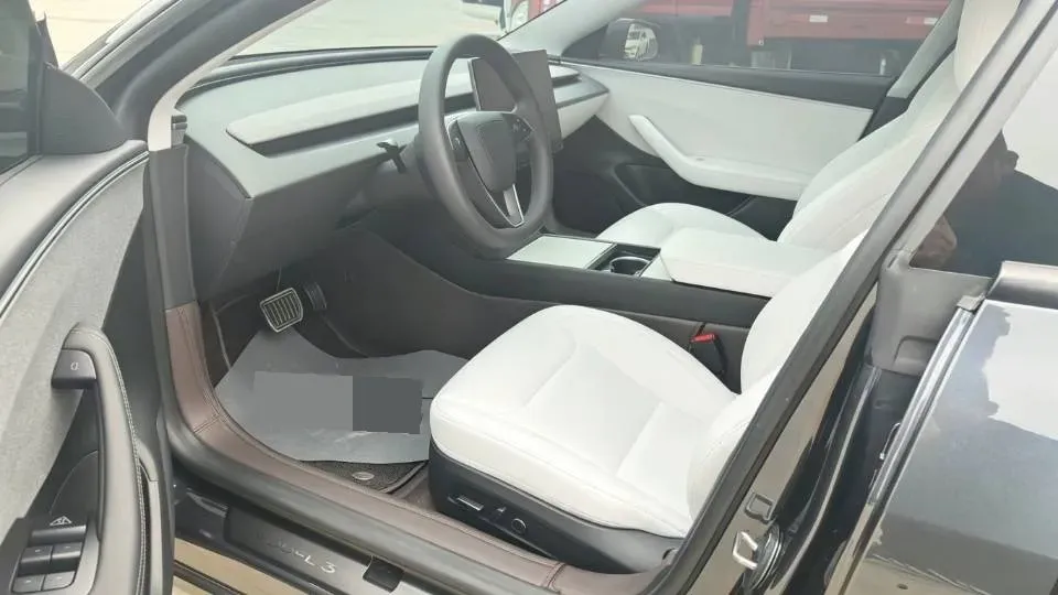 2025 Tesla Model 3 BEV 62.5KWH,autocango,china used car exporter,china ev exporter,chinese used car exporter,chinese used ev exporter