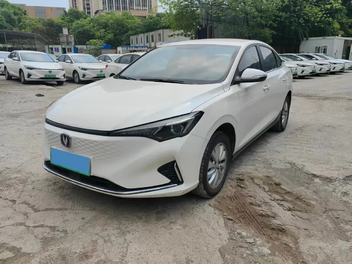 2022 ChangAn Eado BEV 47.78KWH,autocango,china used car exporter,china ev exporter,chinese used car exporter,chinese used ev exporter