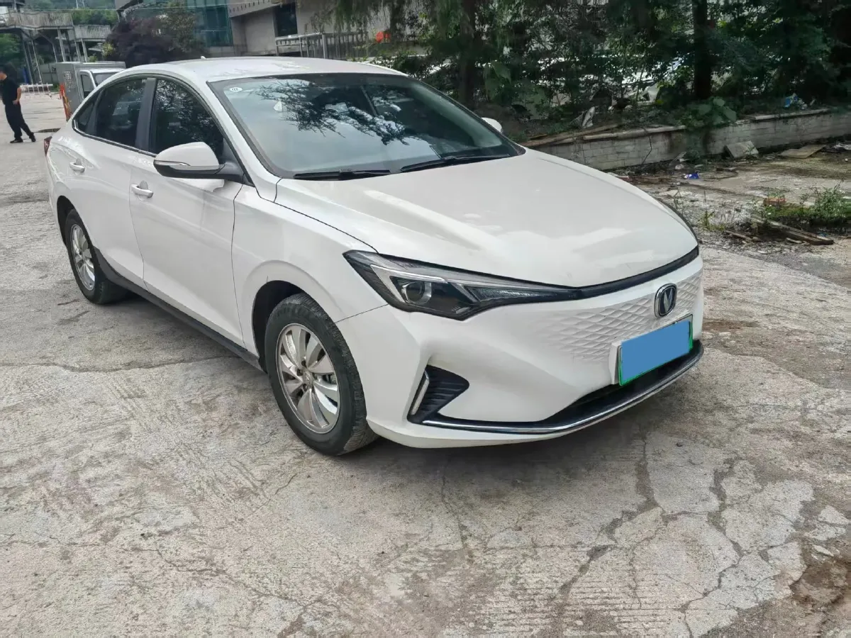2022 ChangAn Eado BEV 47.78KWH,autocango,china used car exporter,china ev exporter,chinese used car exporter,chinese used ev exporter