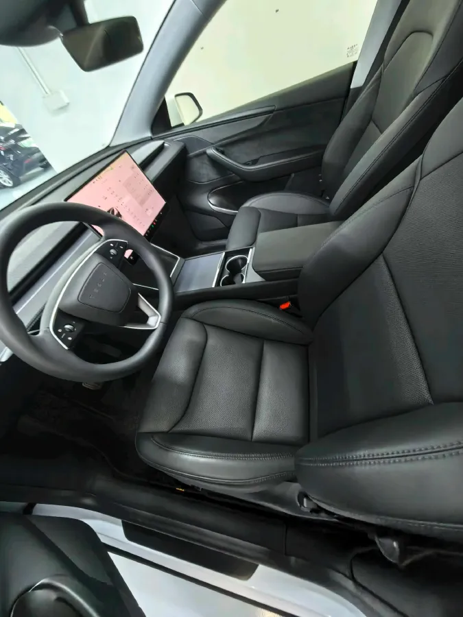 2025 Tesla Model Y BEV,autocango,china used car exporter,china ev exporter,chinese used car exporter,chinese used ev exporter