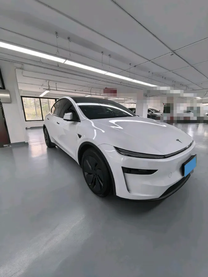 2025 Tesla Model Y BEV,autocango,china used car exporter,china ev exporter,chinese used car exporter,chinese used ev exporter