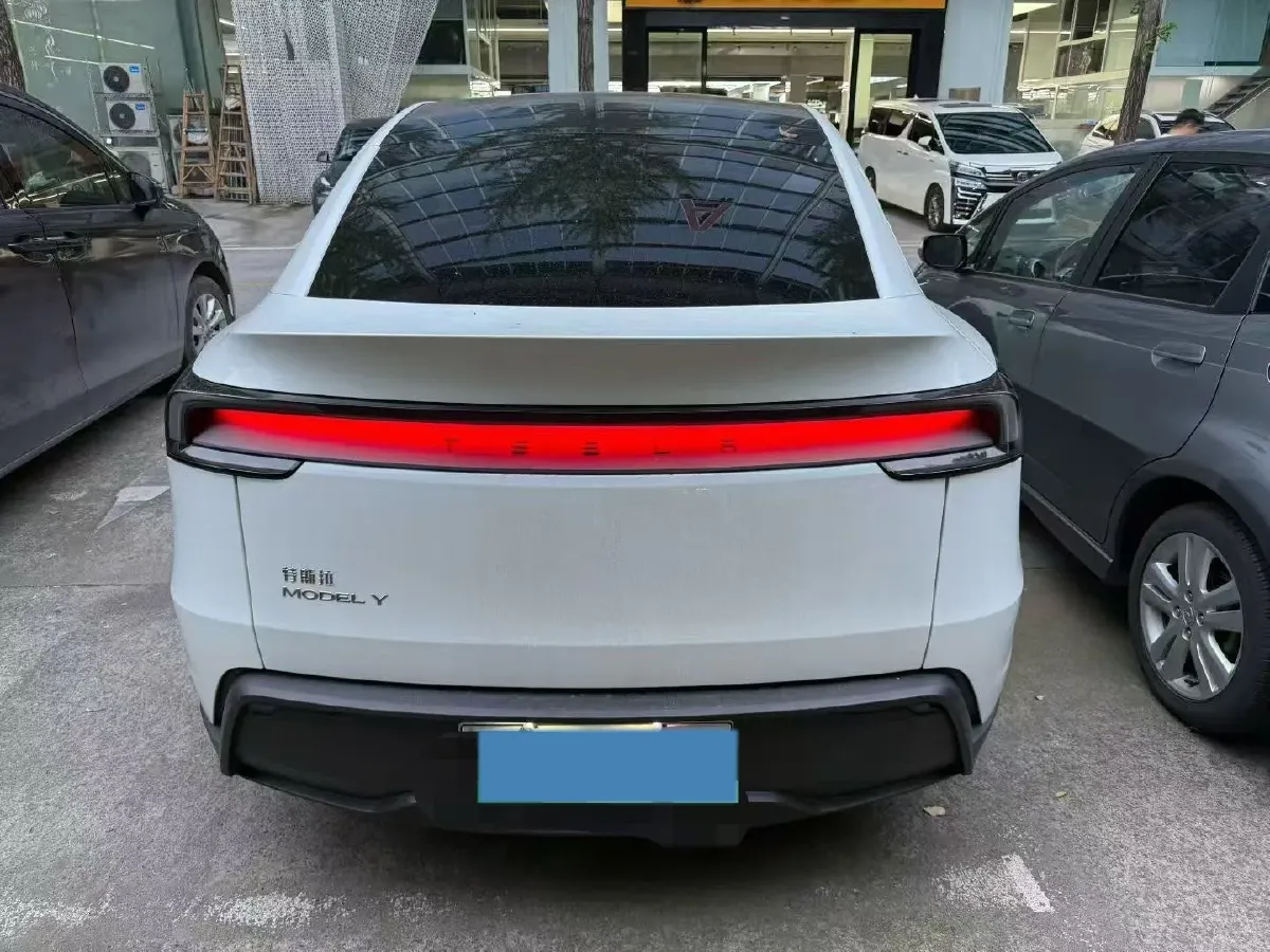 2024 Iveco OuSheng BEV 77.28KWH,autocango,china used car exporter,china ev exporter,chinese used car exporter,chinese used ev exporter