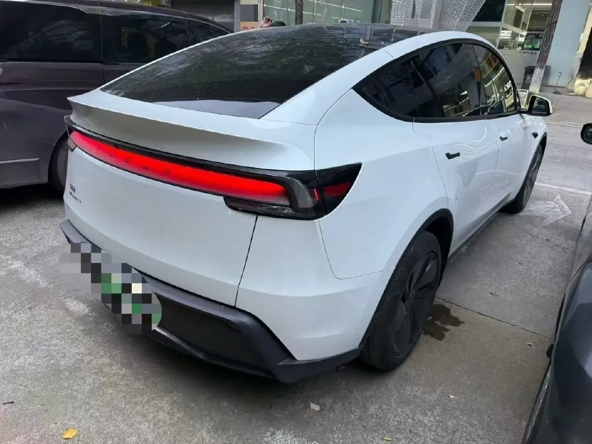 2024 Iveco OuSheng BEV 77.28KWH,autocango,china used car exporter,china ev exporter,chinese used car exporter,chinese used ev exporter