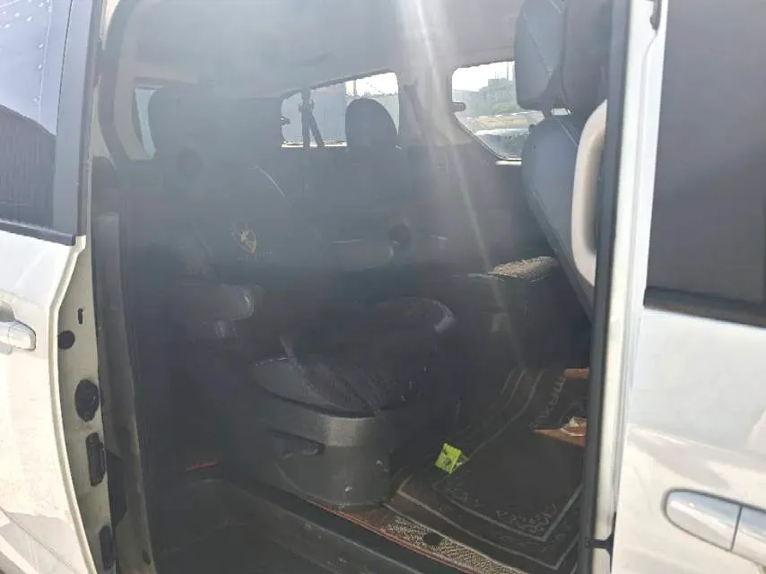 2020 MAXUS XinTu V90 2.0T 148HP L4 6MT,autocango,china used car exporter,china ev exporter,chinese used car exporter,chinese used ev exporter