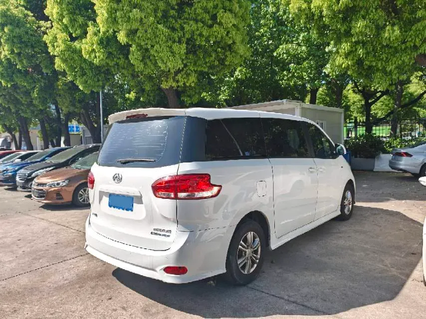 2020 MAXUS XinTu V90 2.0T 148HP L4 6MT,autocango,china used car exporter,china ev exporter,chinese used car exporter,chinese used ev exporter