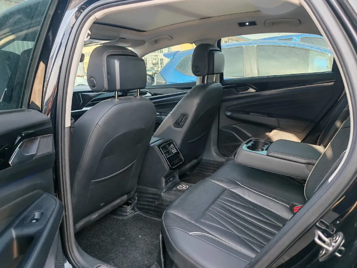 2022 Skoda Kodiak GT 2.0T 186HP L4 7DCT,autocango,china used car exporter,china ev exporter,chinese used car exporter,chinese used ev exporter