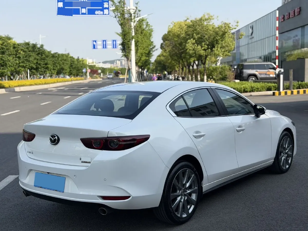 2023 Mazda 3 Axela 2.0L 158HP L4 6AT,autocango,china used car exporter,china ev exporter,chinese used car exporter,chinese used ev exporter