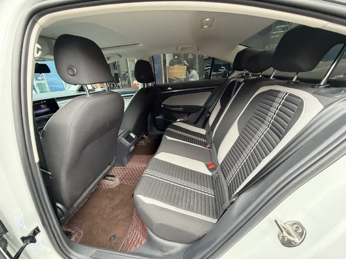 2023 Volkswagen Bora 1.5L 113HP L4 6AT,autocango,china used car exporter,china ev exporter,chinese used car exporter,chinese used ev exporter