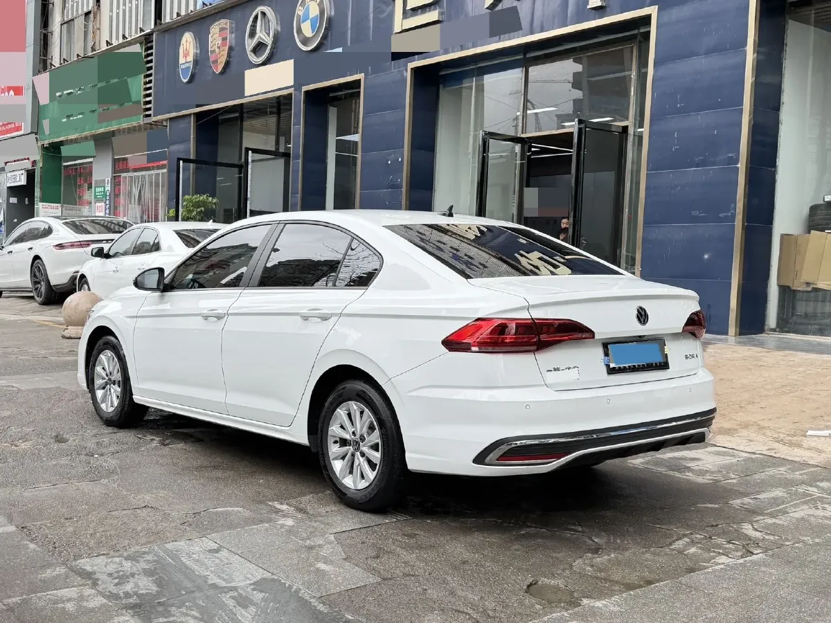 2023 Volkswagen Bora 1.5L 113HP L4 6AT,autocango,china used car exporter,china ev exporter,chinese used car exporter,chinese used ev exporter