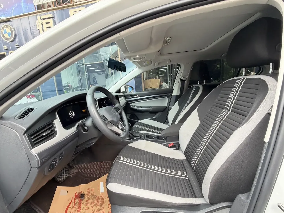 2023 Volkswagen Bora 1.5L 113HP L4 6AT,autocango,china used car exporter,china ev exporter,chinese used car exporter,chinese used ev exporter