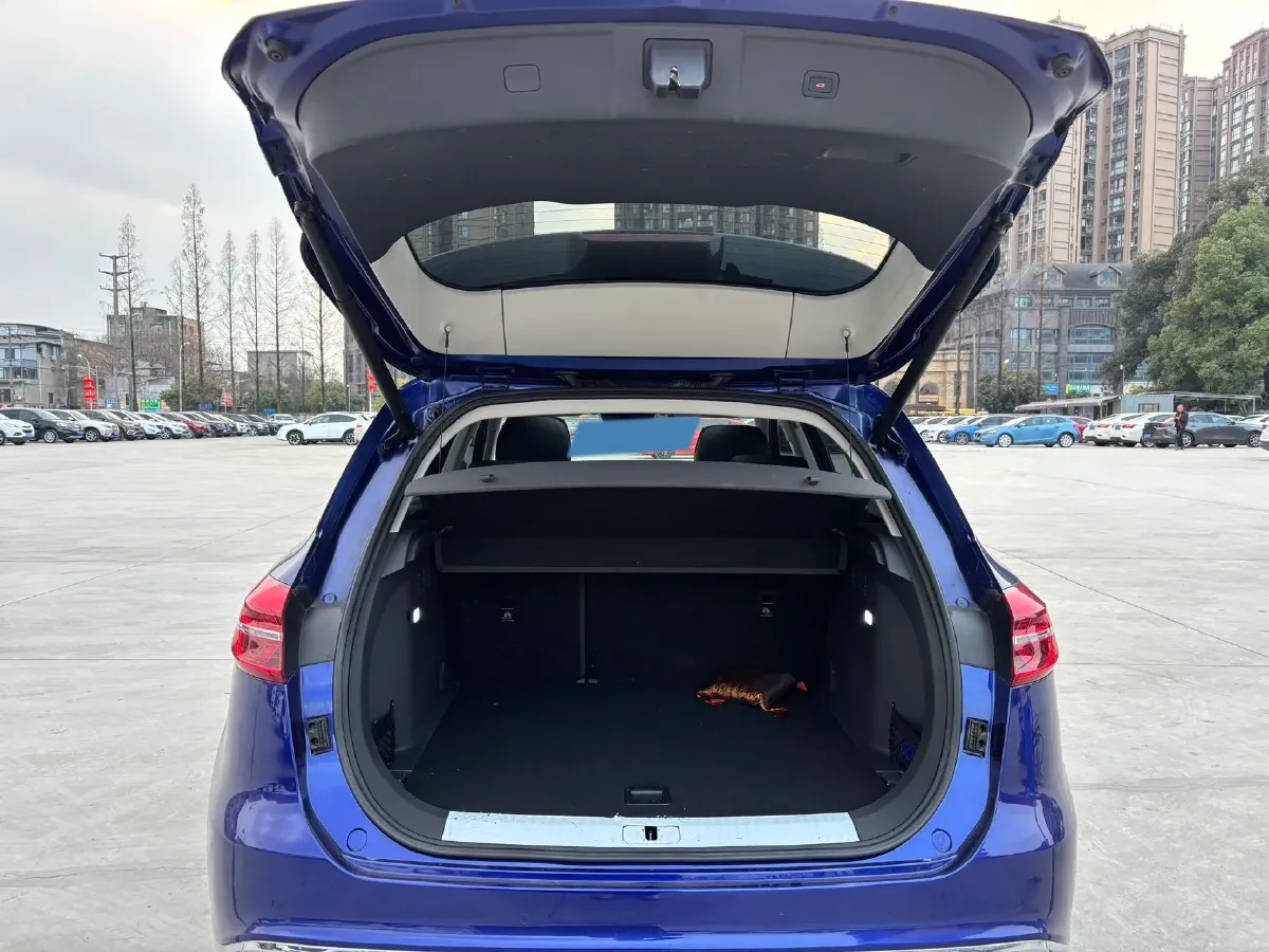 2019 HongQi HS5 2.0T 224HP L4 6AT,autocango,china used car exporter,china ev exporter,chinese used car exporter,chinese used ev exporter