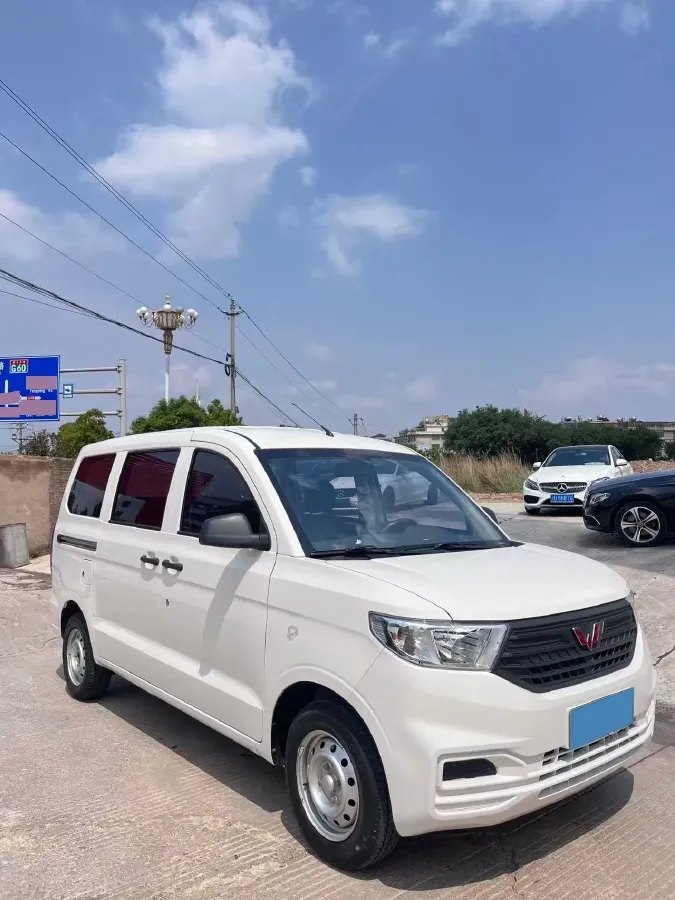 2022 JinBei Little Sea Lion X30 1.5L 102HP L4 5MT,autocango,china used car exporter,china ev exporter,chinese used car exporter,chinese used ev exporter
