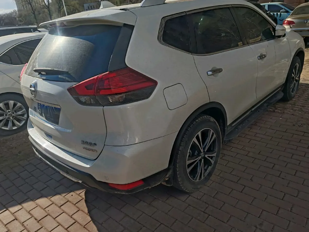 2021 Nissan X-Trail 2.5L 181HP L4 CVT,autocango,china used car exporter,china ev exporter,chinese used car exporter,chinese used ev exporter