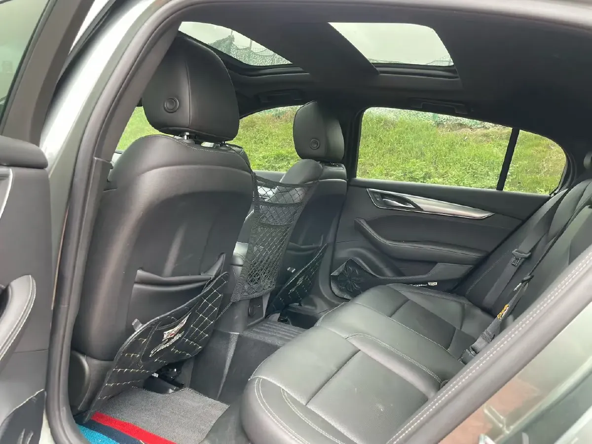 2022 Cadillac CT5 2.0T 237HP L4 10AT,autocango,china used car exporter,china ev exporter,chinese used car exporter,chinese used ev exporter