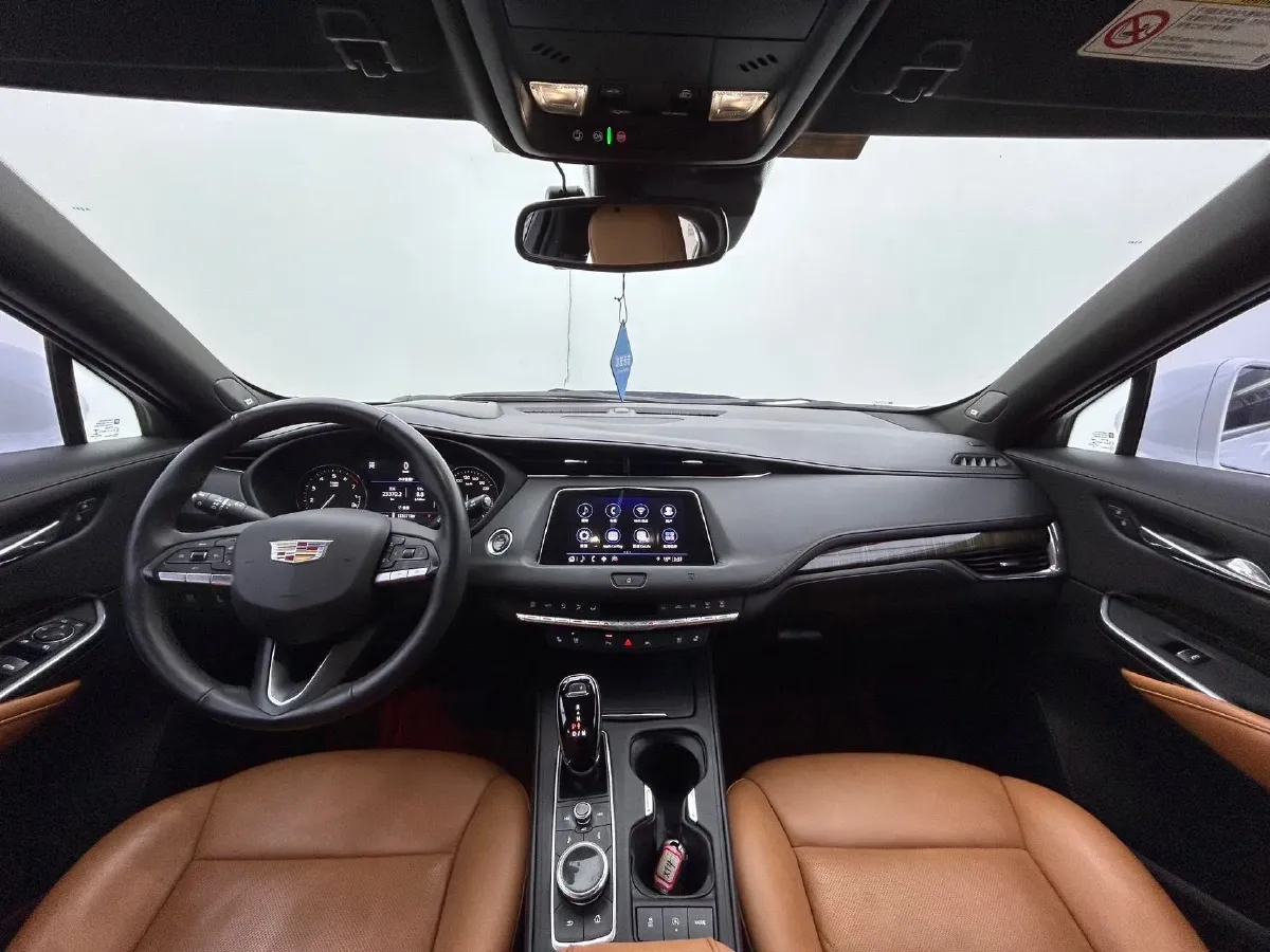 2020 Cadillac XT4 2.0T 241HP L4 9AT,autocango,china used car exporter,china ev exporter,chinese used car exporter,chinese used ev exporter