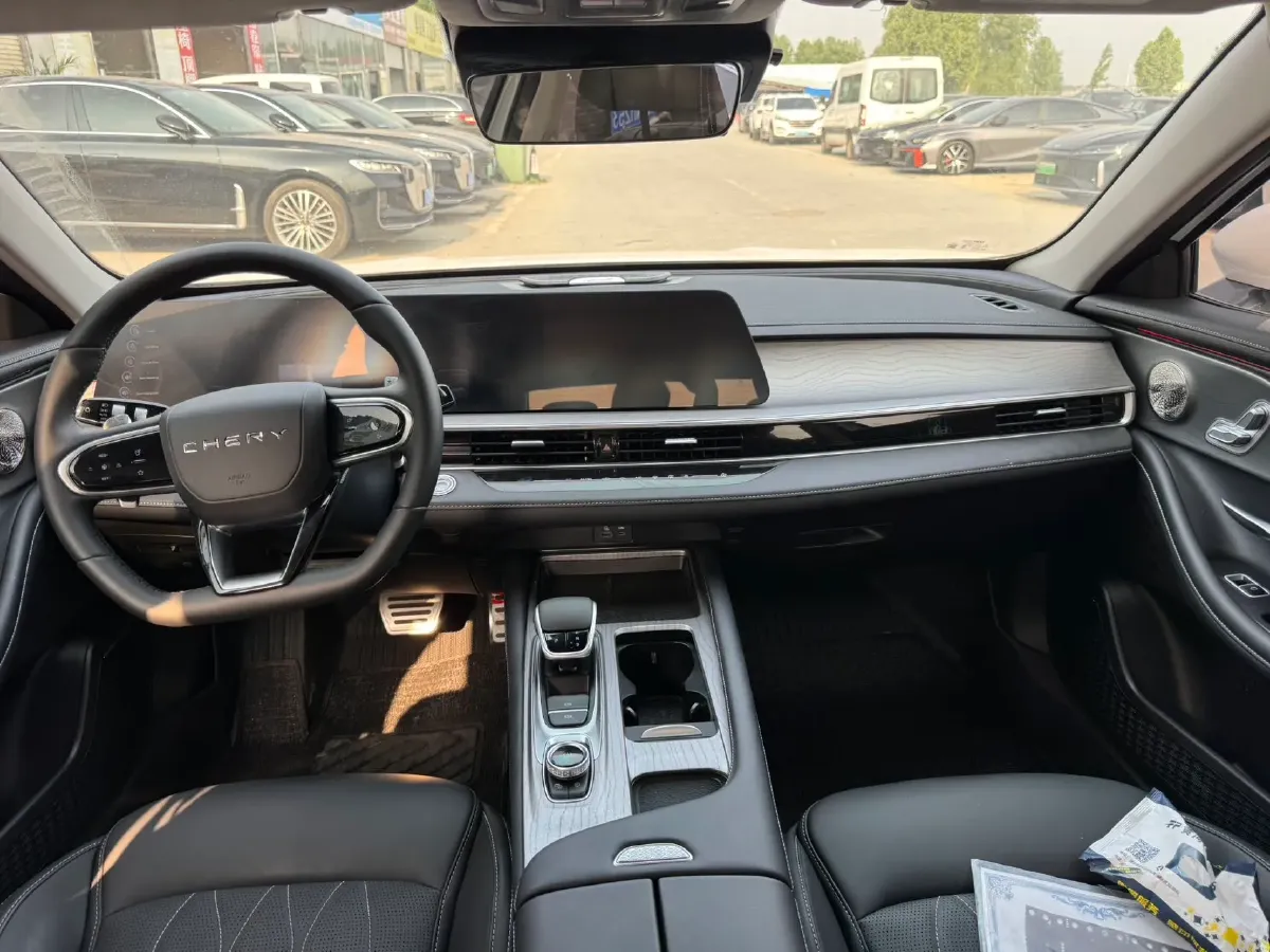 2024 Chery Arrizo 8 2.0T 254HP L4 7DCT,autocango,china used car exporter,china ev exporter,chinese used car exporter,chinese used ev exporter