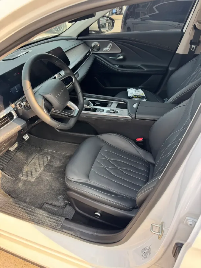 2024 Chery Arrizo 8 2.0T 254HP L4 7DCT,autocango,china used car exporter,china ev exporter,chinese used car exporter,chinese used ev exporter