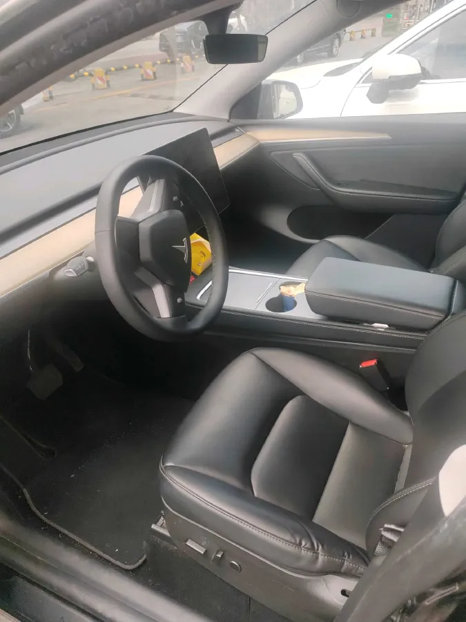 2022 Tesla Model Y BEV 60KWH,autocango,china used car exporter,china ev exporter,chinese used car exporter,chinese used ev exporter