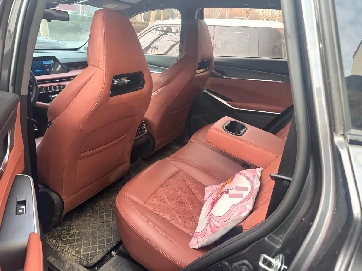 2023 ChangAn CS75 Plus 1.5T 188HP L4 8AT,autocango,china used car exporter,china ev exporter,chinese used car exporter,chinese used ev exporter