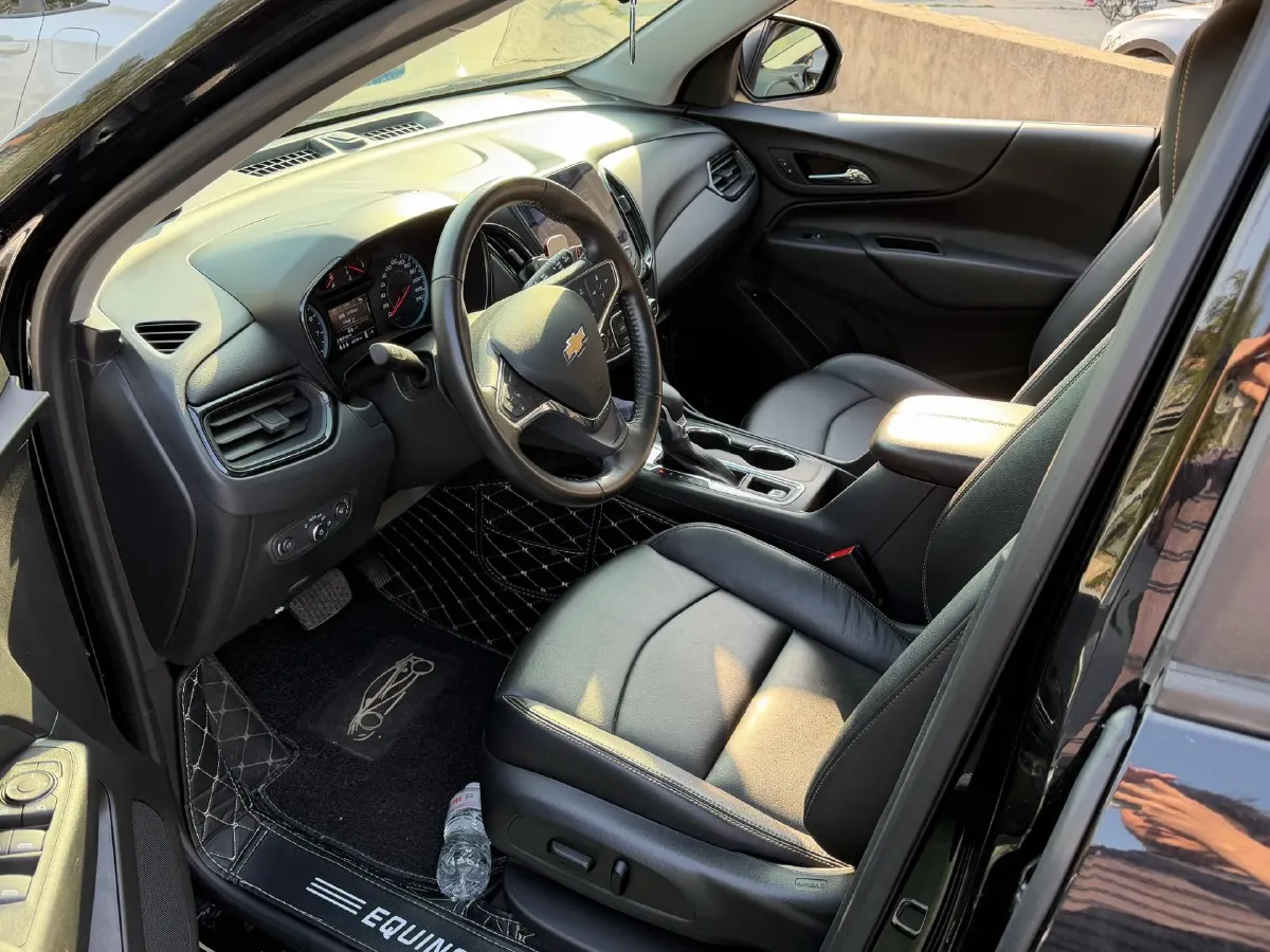 2021 Chevrolet Equinox 1.5T 169HP L4 6AT,autocango,china used car exporter,china ev exporter,chinese used car exporter,chinese used ev exporter