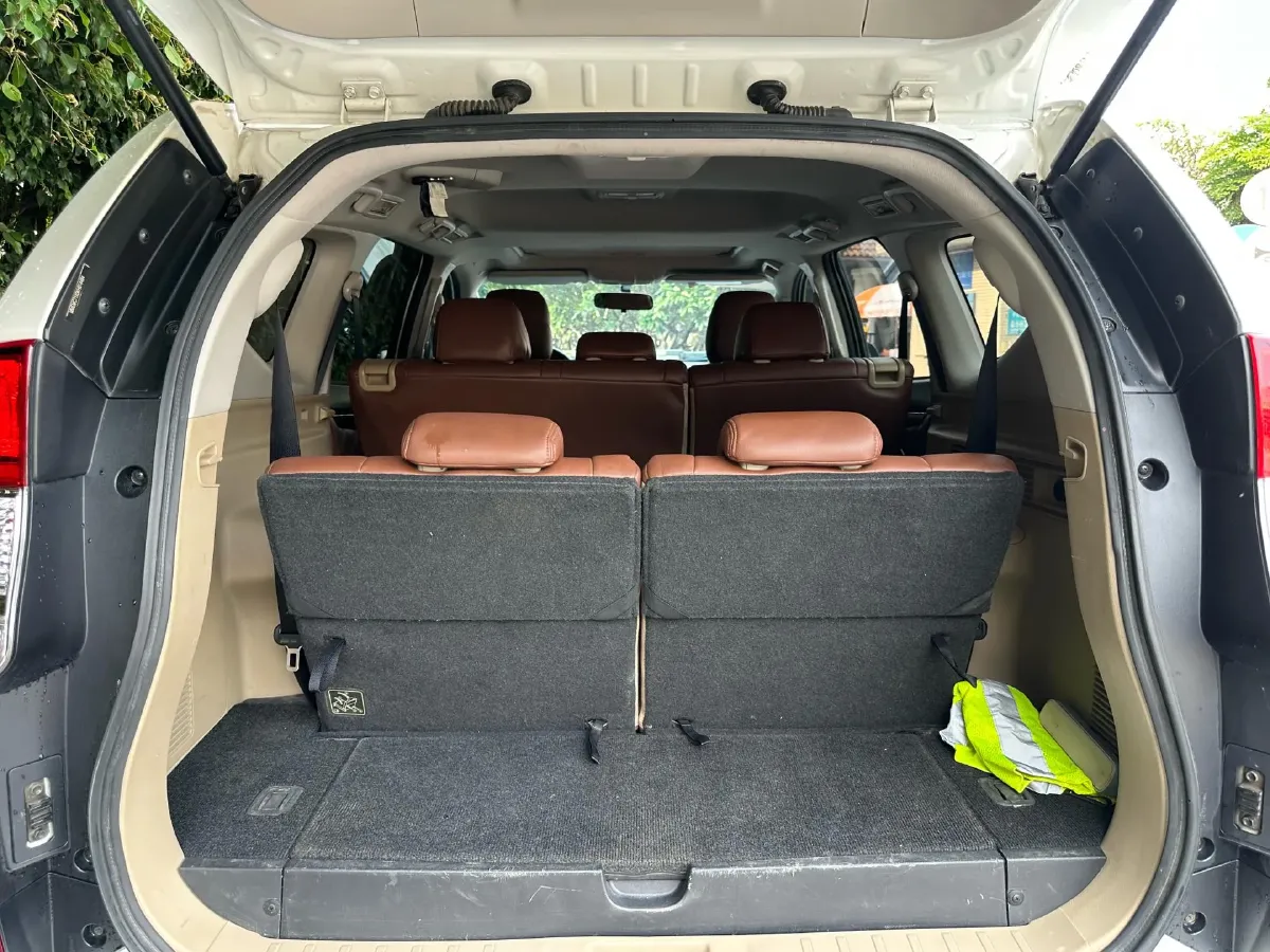 2019 Mitsubishi Pajero 3.0L 209HP V6 8AT,autocango,china used car exporter,china ev exporter,chinese used car exporter,chinese used ev exporter