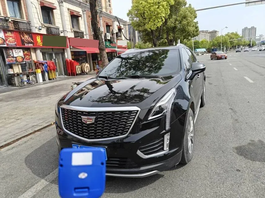 2023 Cadillac XT5 2.0T 237HP L4 9AT,autocango,china used car exporter,china ev exporter,chinese used car exporter,chinese used ev exporter