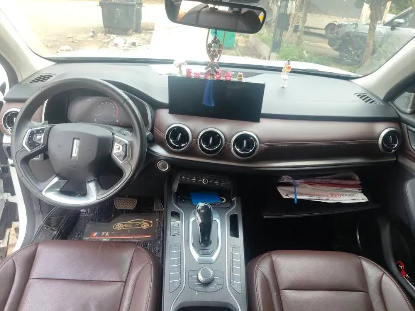 2020 WEY VV6 2.0T 227HP L4 7DCT,autocango,china used car exporter,china ev exporter,chinese used car exporter,chinese used ev exporter