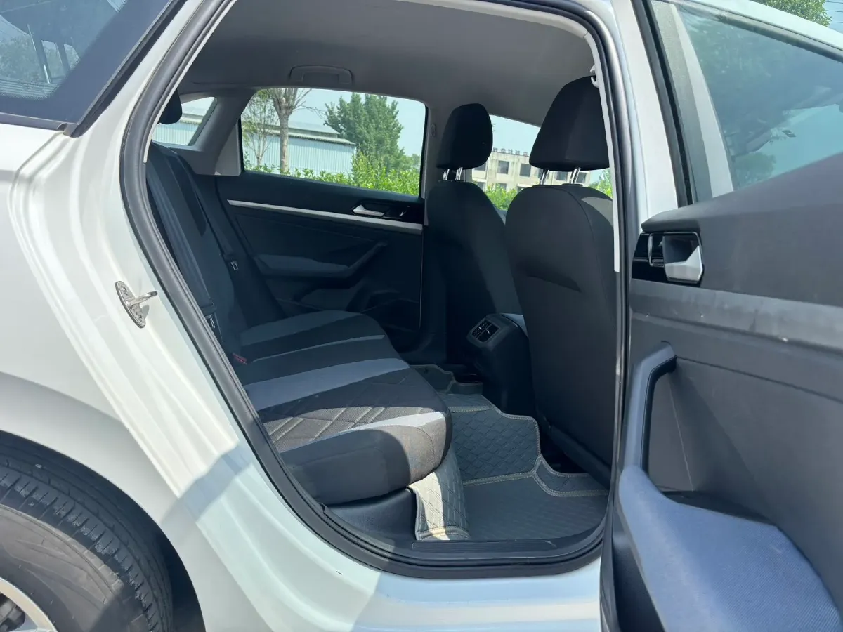 2023 Volkswagen Lavida 1.5L 110HP L4 6AT,autocango,china used car exporter,china ev exporter,chinese used car exporter,chinese used ev exporter