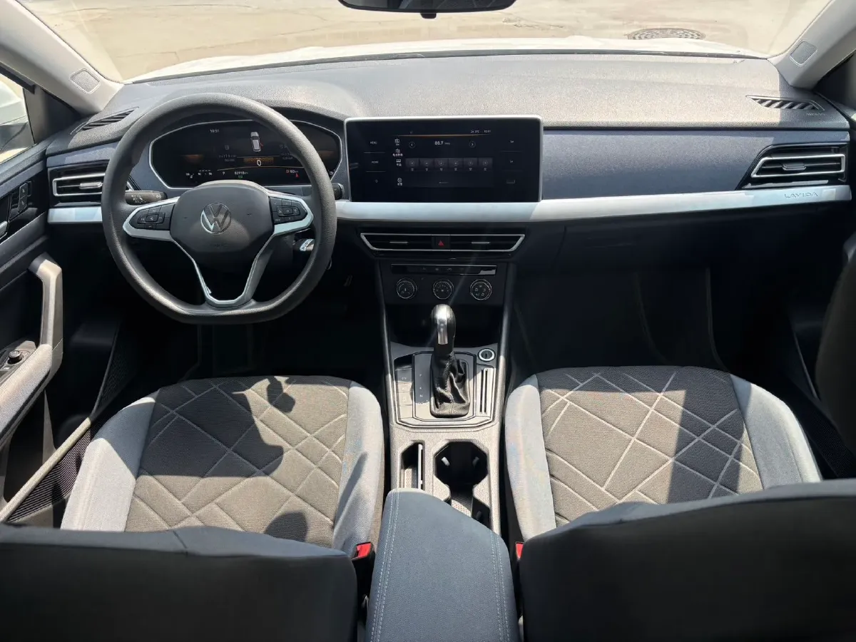 2023 Volkswagen Lavida 1.5L 110HP L4 6AT,autocango,china used car exporter,china ev exporter,chinese used car exporter,chinese used ev exporter